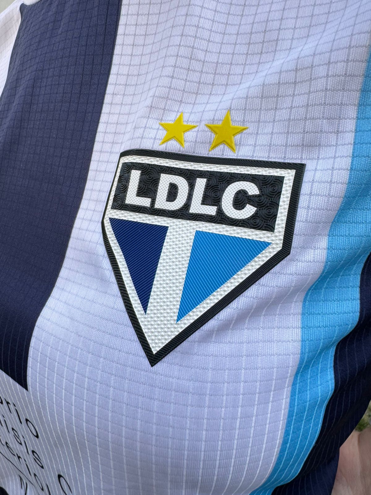 Jugadores usando Set Insignia